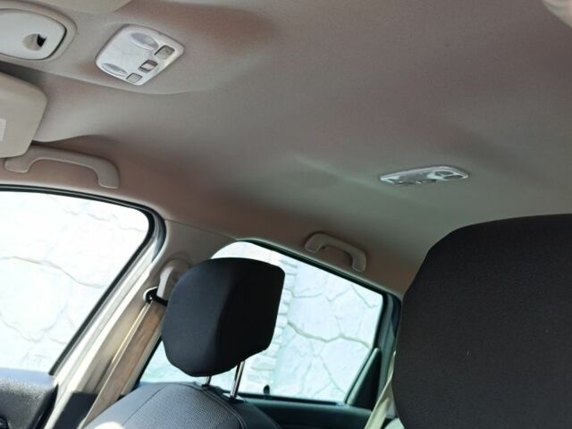 Серый Рено Гранд Сценик, объемом двигателя 1.6 л и пробегом 242 тыс. км за 9800 $, фото 7 на Automoto.ua