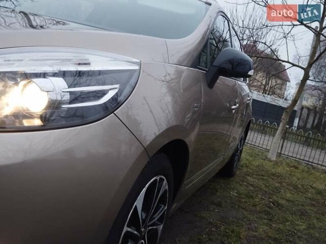 Серый Рено Гранд Сценик, объемом двигателя 1.5 л и пробегом 205 тыс. км за 10400 $, фото 17 на Automoto.ua