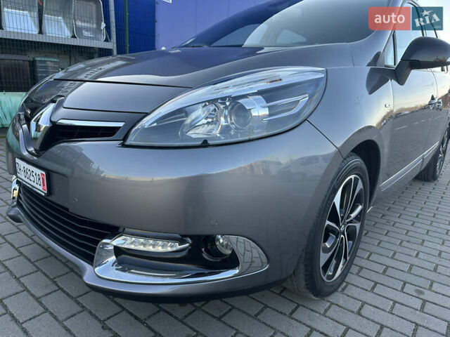 Серый Рено Гранд Сценик, объемом двигателя 1.5 л и пробегом 173 тыс. км за 10999 $, фото 24 на Automoto.ua