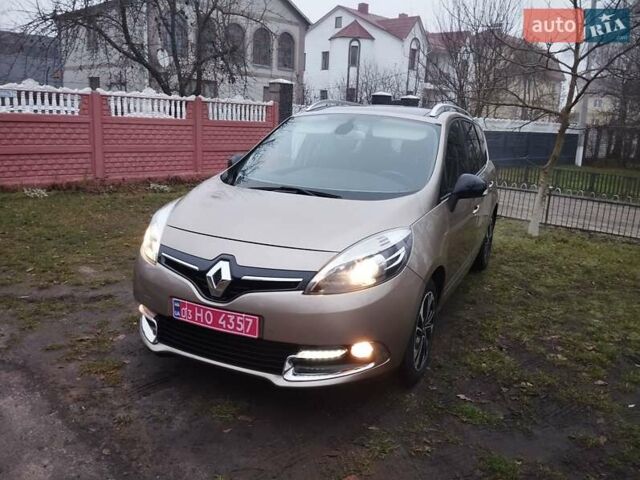 Серый Рено Гранд Сценик, объемом двигателя 1.5 л и пробегом 205 тыс. км за 10400 $, фото 3 на Automoto.ua