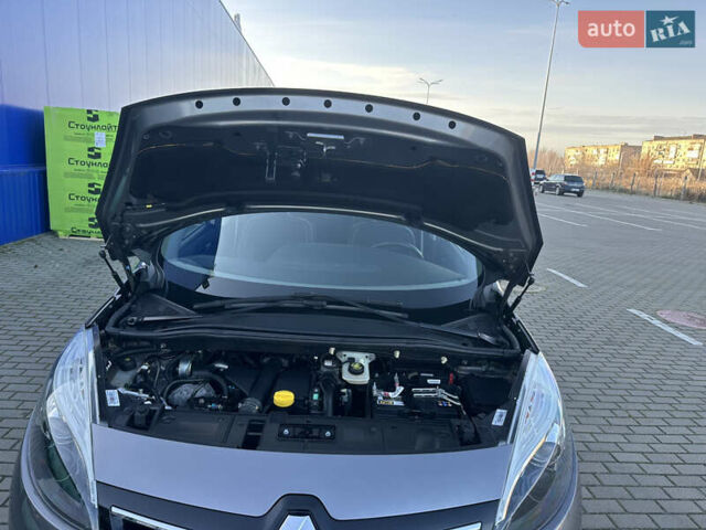 Серый Рено Гранд Сценик, объемом двигателя 1.5 л и пробегом 173 тыс. км за 10999 $, фото 55 на Automoto.ua