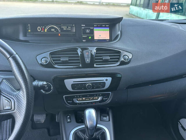 Серый Рено Гранд Сценик, объемом двигателя 1.5 л и пробегом 173 тыс. км за 10999 $, фото 33 на Automoto.ua