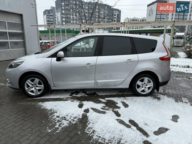 Серый Рено Гранд Сценик, объемом двигателя 1.6 л и пробегом 219 тыс. км за 10600 $, фото 13 на Automoto.ua