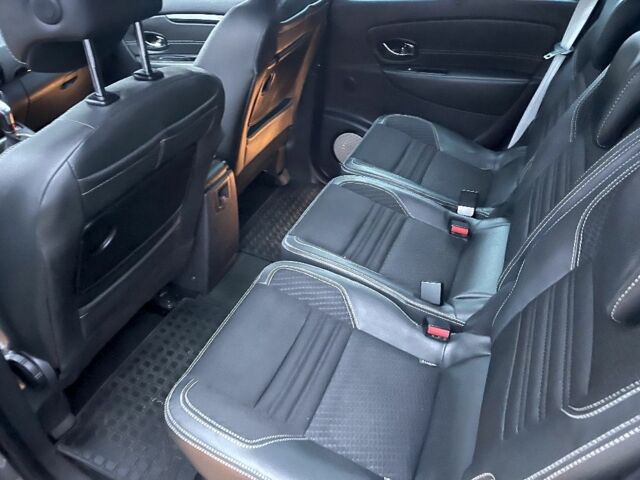 Сірий Рено Гранд Сценік, об'ємом двигуна 1.5 л та пробігом 179 тис. км за 9499 $, фото 18 на Automoto.ua