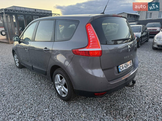 Серый Рено Гранд Сценик, объемом двигателя 1.46 л и пробегом 292 тыс. км за 8999 $, фото 5 на Automoto.ua