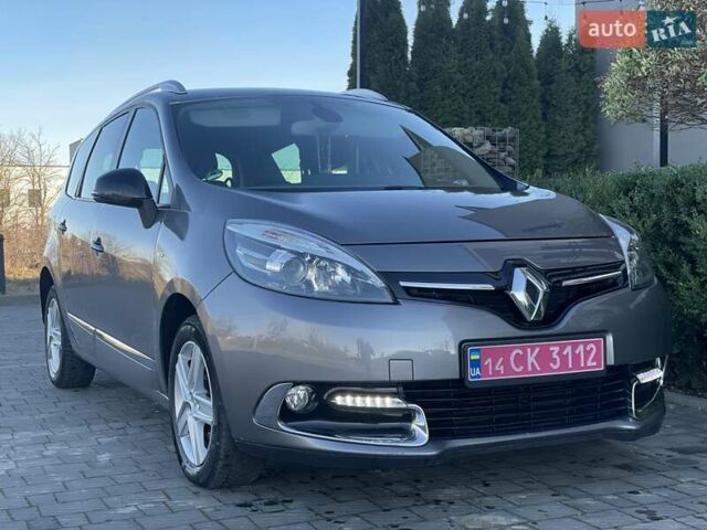 Серый Рено Гранд Сценик, объемом двигателя 1.6 л и пробегом 219 тыс. км за 10170 $, фото 31 на Automoto.ua