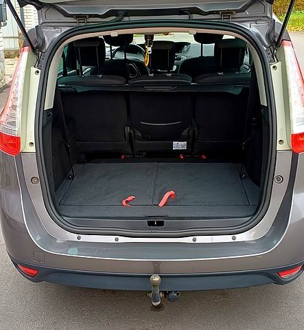 Серый Рено Гранд Сценик, объемом двигателя 1.6 л и пробегом 234 тыс. км за 9600 $, фото 9 на Automoto.ua