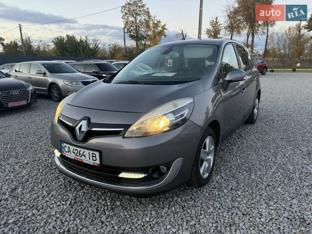 Серый Рено Гранд Сценик, объемом двигателя 1.46 л и пробегом 292 тыс. км за 8999 $, фото 1 на Automoto.ua