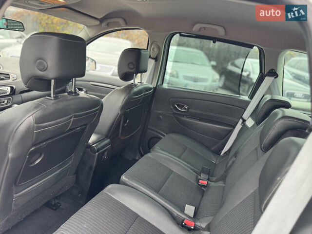 Сірий Рено Гранд Сценік, об'ємом двигуна 1.6 л та пробігом 209 тис. км за 8750 $, фото 26 на Automoto.ua