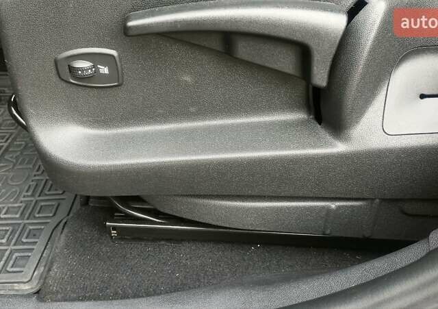 Сірий Рено Гранд Сценік, об'ємом двигуна 1.5 л та пробігом 288 тис. км за 11000 $, фото 45 на Automoto.ua