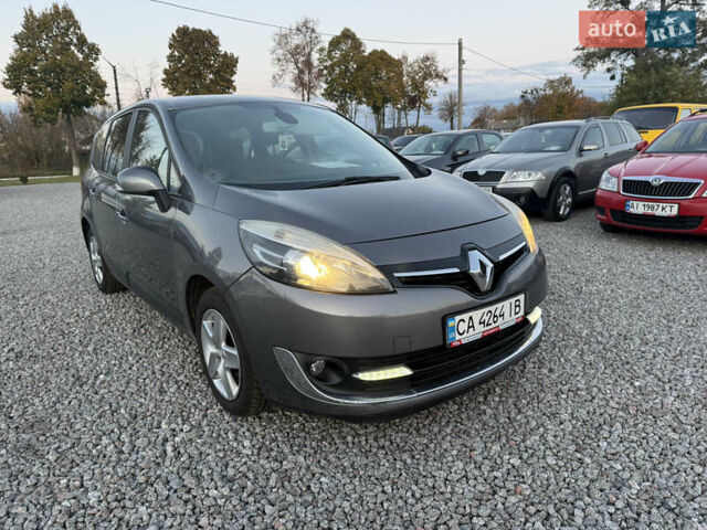 Серый Рено Гранд Сценик, объемом двигателя 1.46 л и пробегом 292 тыс. км за 8999 $, фото 2 на Automoto.ua