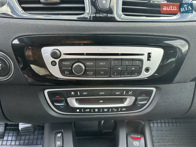 Серый Рено Гранд Сценик, объемом двигателя 1.6 л и пробегом 227 тыс. км за 10499 $, фото 69 на Automoto.ua