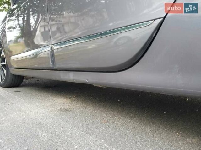 Серый Рено Гранд Сценик, объемом двигателя 1.6 л и пробегом 259 тыс. км за 7500 $, фото 13 на Automoto.ua