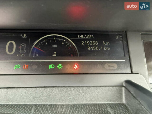Серый Рено Гранд Сценик, объемом двигателя 1.6 л и пробегом 219 тыс. км за 10600 $, фото 31 на Automoto.ua