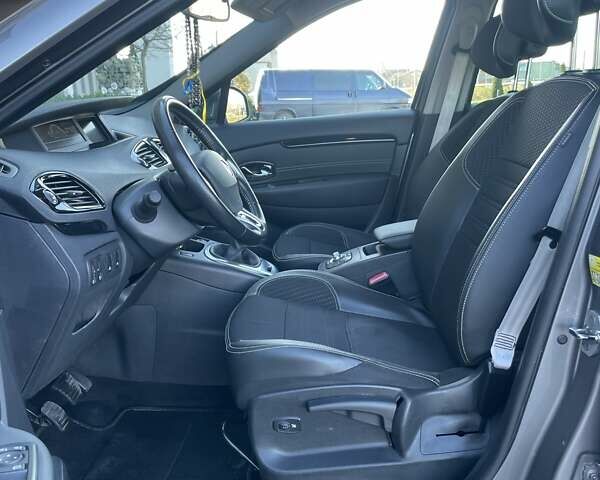 Серый Рено Гранд Сценик, объемом двигателя 1.6 л и пробегом 219 тыс. км за 10170 $, фото 44 на Automoto.ua