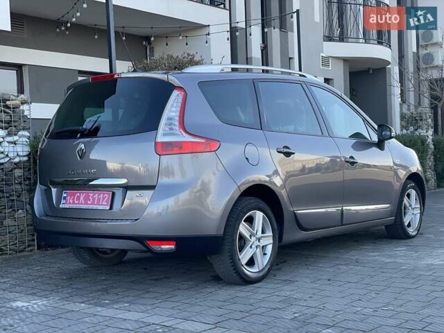 Серый Рено Гранд Сценик, объемом двигателя 1.6 л и пробегом 219 тыс. км за 10170 $, фото 35 на Automoto.ua