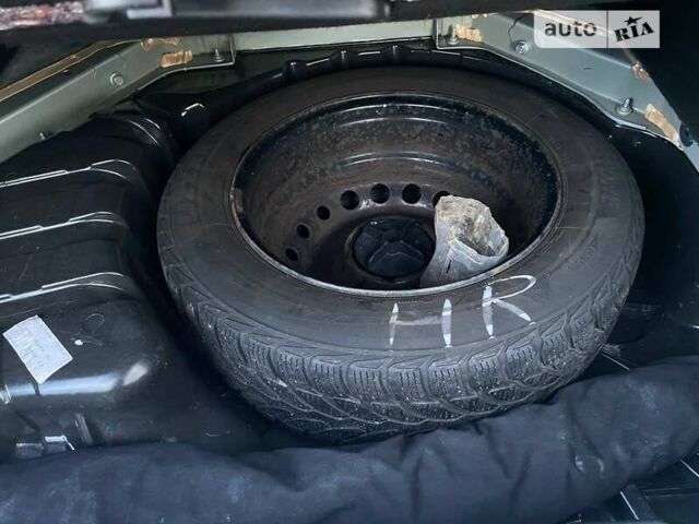 Серый Рено Гранд Сценик, объемом двигателя 1.5 л и пробегом 167 тыс. км за 10400 $, фото 11 на Automoto.ua