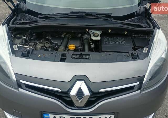 Сірий Рено Гранд Сценік, об'ємом двигуна 1.5 л та пробігом 288 тис. км за 11000 $, фото 24 на Automoto.ua