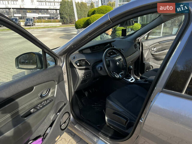 Серый Рено Гранд Сценик, объемом двигателя 1.5 л и пробегом 235 тыс. км за 10500 $, фото 16 на Automoto.ua