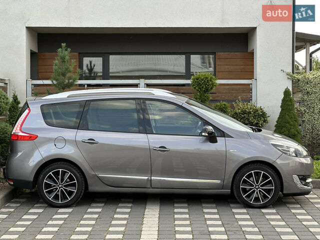 Серый Рено Гранд Сценик, объемом двигателя 1.6 л и пробегом 224 тыс. км за 10550 $, фото 2 на Automoto.ua