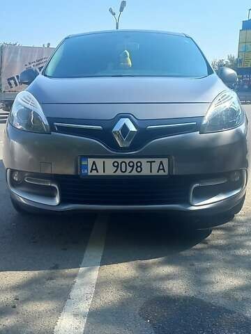 Серый Рено Гранд Сценик, объемом двигателя 1.46 л и пробегом 201 тыс. км за 9900 $, фото 1 на Automoto.ua