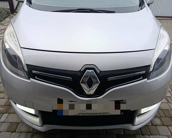 Сірий Рено Гранд Сценік, об'ємом двигуна 1.5 л та пробігом 234 тис. км за 10900 $, фото 9 на Automoto.ua