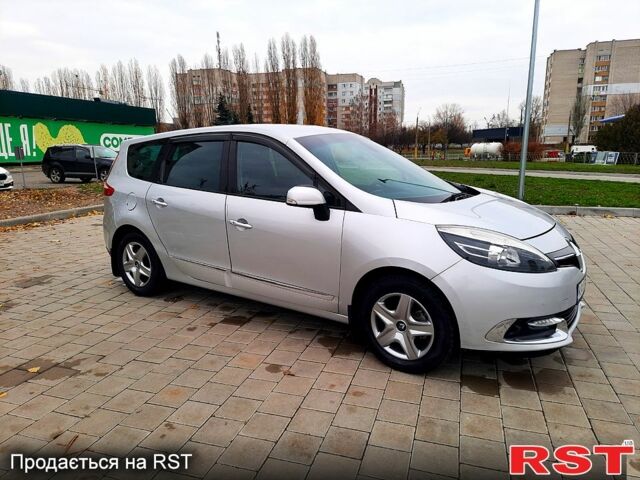 Серый Рено Гранд Сценик, объемом двигателя 1.6 л и пробегом 200 тыс. км за 8950 $, фото 1 на Automoto.ua