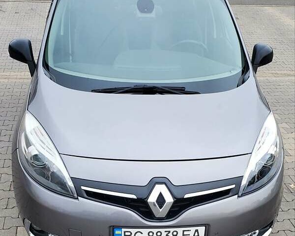 Серый Рено Гранд Сценик, объемом двигателя 1.46 л и пробегом 269 тыс. км за 10750 $, фото 2 на Automoto.ua