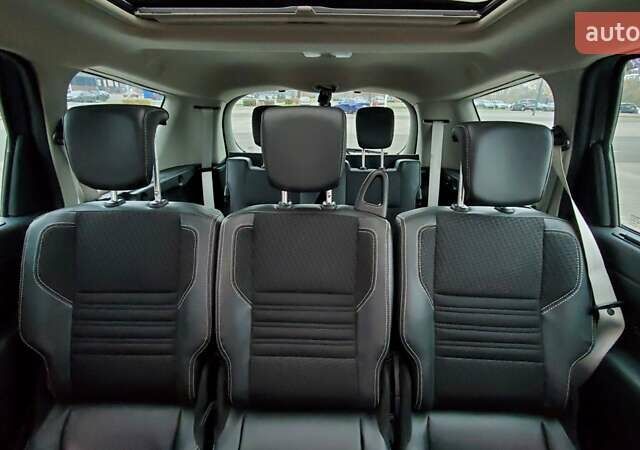 Серый Рено Гранд Сценик, объемом двигателя 1.46 л и пробегом 269 тыс. км за 10750 $, фото 34 на Automoto.ua