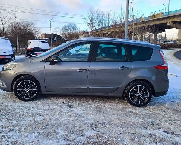 Серый Рено Гранд Сценик, объемом двигателя 1.5 л и пробегом 207 тыс. км за 10500 $, фото 7 на Automoto.ua