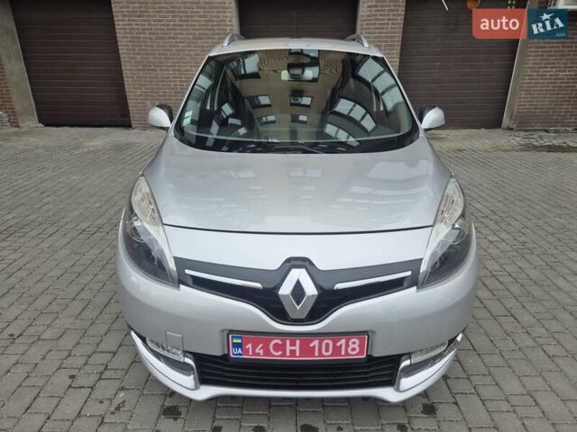 Сірий Рено Гранд Сценік, об'ємом двигуна 1.6 л та пробігом 274 тис. км за 9500 $, фото 5 на Automoto.ua