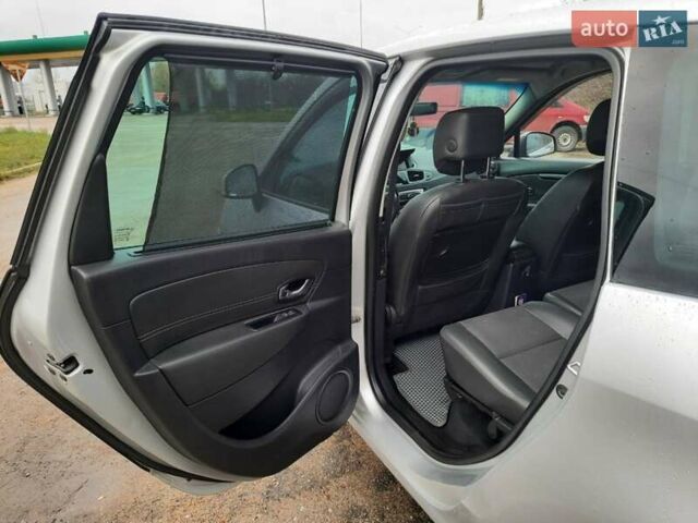 Сірий Рено Гранд Сценік, об'ємом двигуна 1.6 л та пробігом 201 тис. км за 8750 $, фото 8 на Automoto.ua
