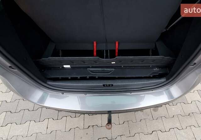 Серый Рено Гранд Сценик, объемом двигателя 1.46 л и пробегом 269 тыс. км за 10750 $, фото 40 на Automoto.ua