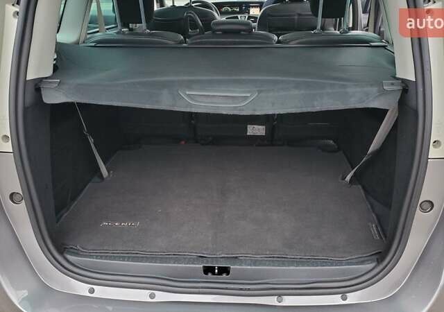 Серый Рено Гранд Сценик, объемом двигателя 1.46 л и пробегом 269 тыс. км за 10750 $, фото 36 на Automoto.ua