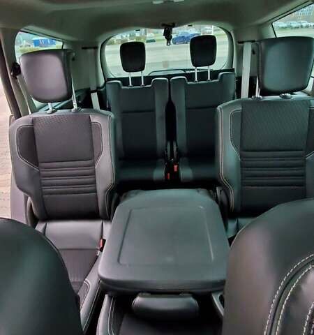 Серый Рено Гранд Сценик, объемом двигателя 1.46 л и пробегом 269 тыс. км за 10750 $, фото 33 на Automoto.ua