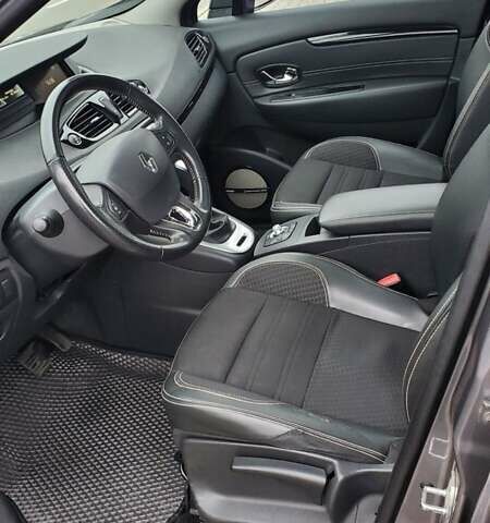 Серый Рено Гранд Сценик, объемом двигателя 1.46 л и пробегом 269 тыс. км за 10750 $, фото 15 на Automoto.ua