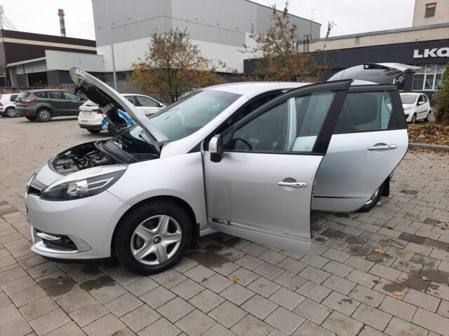 Серый Рено Гранд Сценик, объемом двигателя 1.6 л и пробегом 200 тыс. км за 8950 $, фото 17 на Automoto.ua