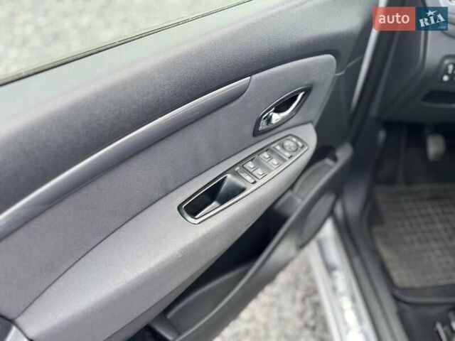 Сірий Рено Гранд Сценік, об'ємом двигуна 1.5 л та пробігом 268 тис. км за 10750 $, фото 29 на Automoto.ua