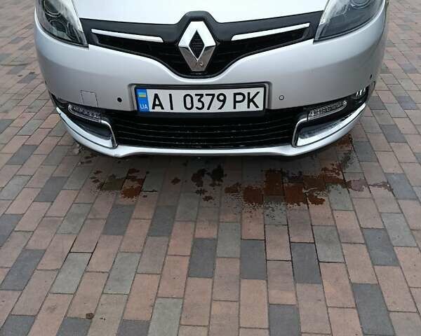 Серый Рено Гранд Сценик, объемом двигателя 1.46 л и пробегом 155 тыс. км за 10200 $, фото 3 на Automoto.ua