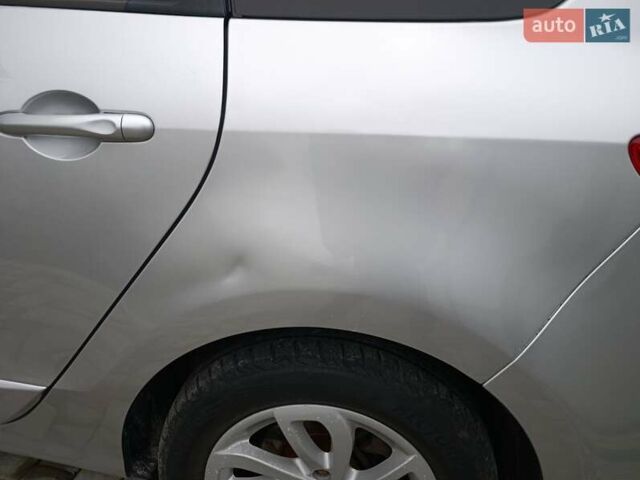 Сірий Рено Гранд Сценік, об'ємом двигуна 1.5 л та пробігом 234 тис. км за 10900 $, фото 15 на Automoto.ua