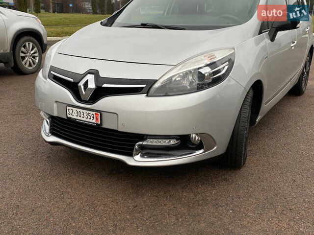 Серый Рено Гранд Сценик, объемом двигателя 2 л и пробегом 193 тыс. км за 12500 $, фото 15 на Automoto.ua