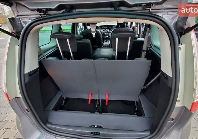 Серый Рено Гранд Сценик, объемом двигателя 1.46 л и пробегом 269 тыс. км за 10750 $, фото 35 на Automoto.ua