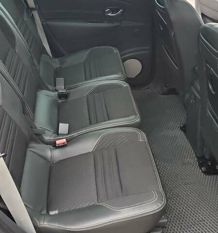 Серый Рено Гранд Сценик, объемом двигателя 1.46 л и пробегом 269 тыс. км за 10750 $, фото 26 на Automoto.ua