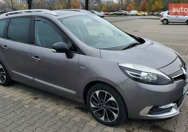 Серый Рено Гранд Сценик, объемом двигателя 1.46 л и пробегом 269 тыс. км за 10750 $, фото 3 на Automoto.ua