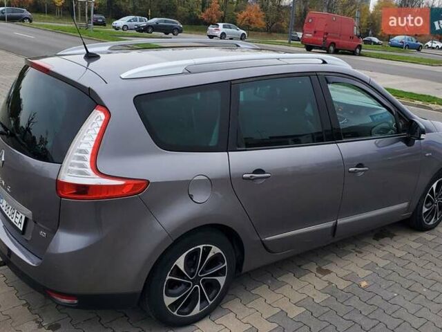 Серый Рено Гранд Сценик, объемом двигателя 1.46 л и пробегом 269 тыс. км за 10750 $, фото 4 на Automoto.ua