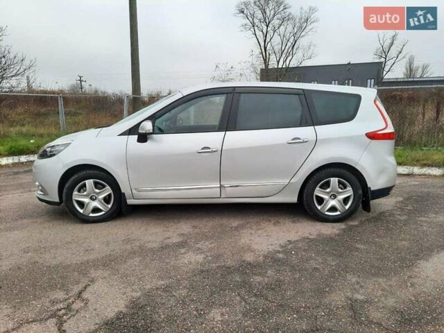 Сірий Рено Гранд Сценік, об'ємом двигуна 1.6 л та пробігом 201 тис. км за 8750 $, фото 5 на Automoto.ua