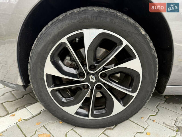 Сірий Рено Гранд Сценік, об'ємом двигуна 1.6 л та пробігом 234 тис. км за 10800 $, фото 83 на Automoto.ua