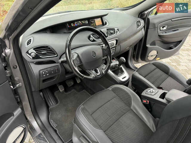 Сірий Рено Гранд Сценік, об'ємом двигуна 1.6 л та пробігом 234 тис. км за 10800 $, фото 41 на Automoto.ua