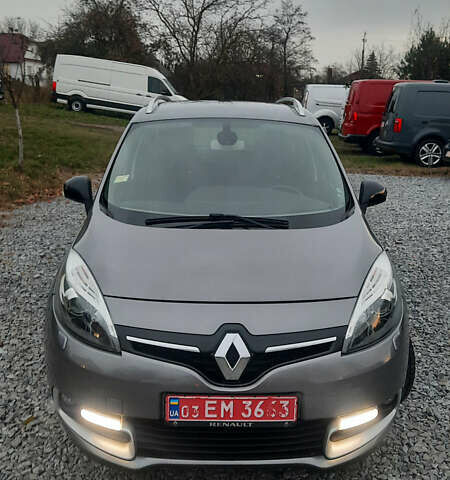 Серый Рено Гранд Сценик, объемом двигателя 1.5 л и пробегом 247 тыс. км за 10000 $, фото 6 на Automoto.ua