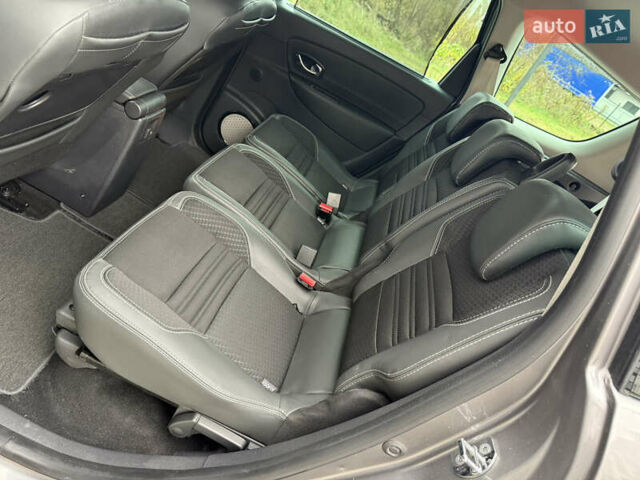 Сірий Рено Гранд Сценік, об'ємом двигуна 1.6 л та пробігом 234 тис. км за 10800 $, фото 68 на Automoto.ua